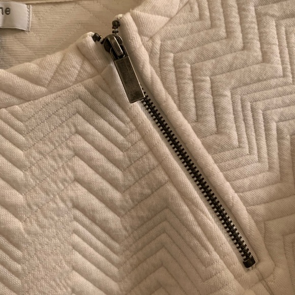 Sweater - Picture 2 of 4